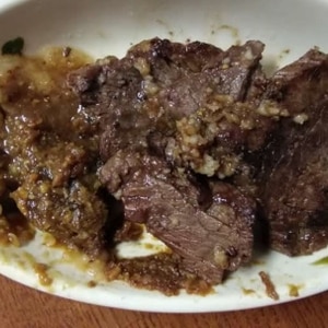 薄切り牛肉のバルサミコ酢炒め